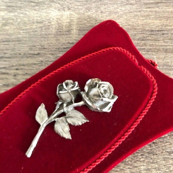 Vtg Italian Pewter Rose on Velvet Tabletop Decor - Picture 9 of 12